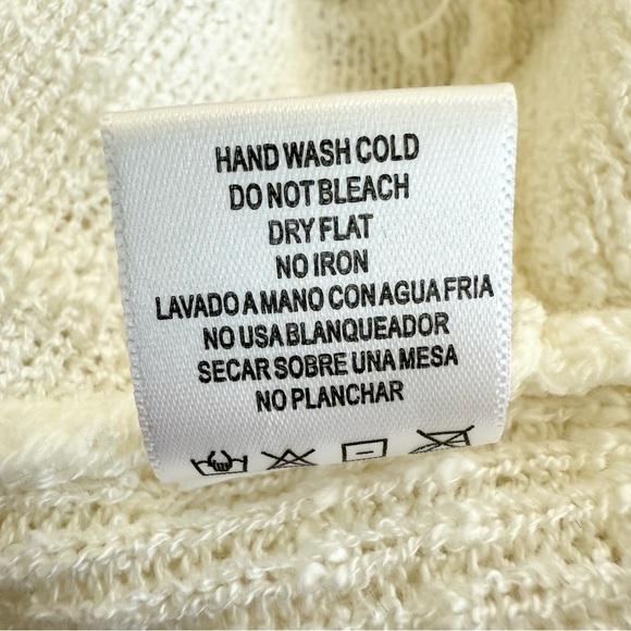 Love Tree Women’s White Crochet Sweater Knit Twist Front Tank Top Size Medium - Picture 9 of 9